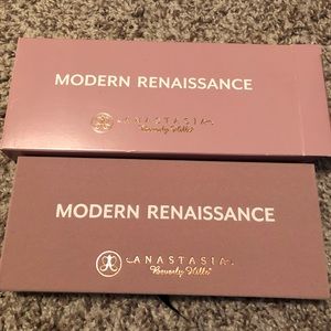 Anastasia Beverly hill modern renaissance with box